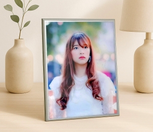 กรอบลอยไม้ตันเคลือบเรซิ่นเงาขอบเงิน